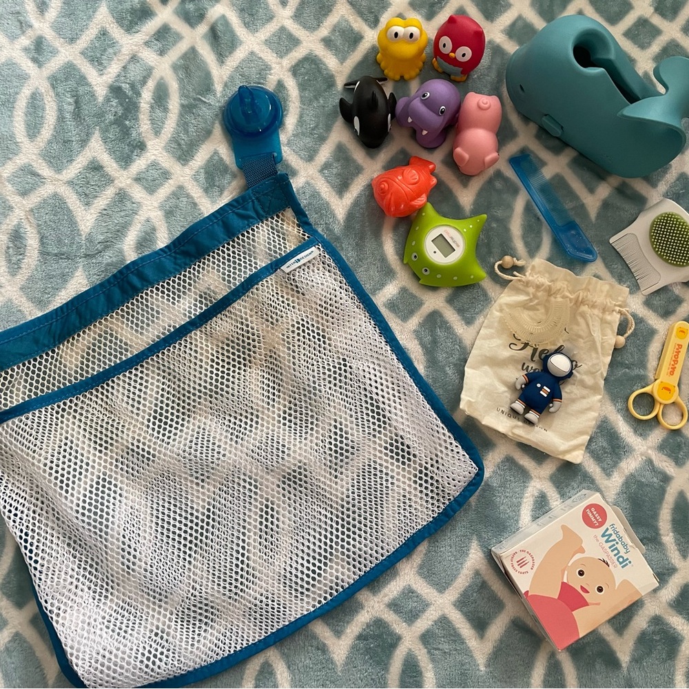 Blue and White Bath Toy Organizer Set
